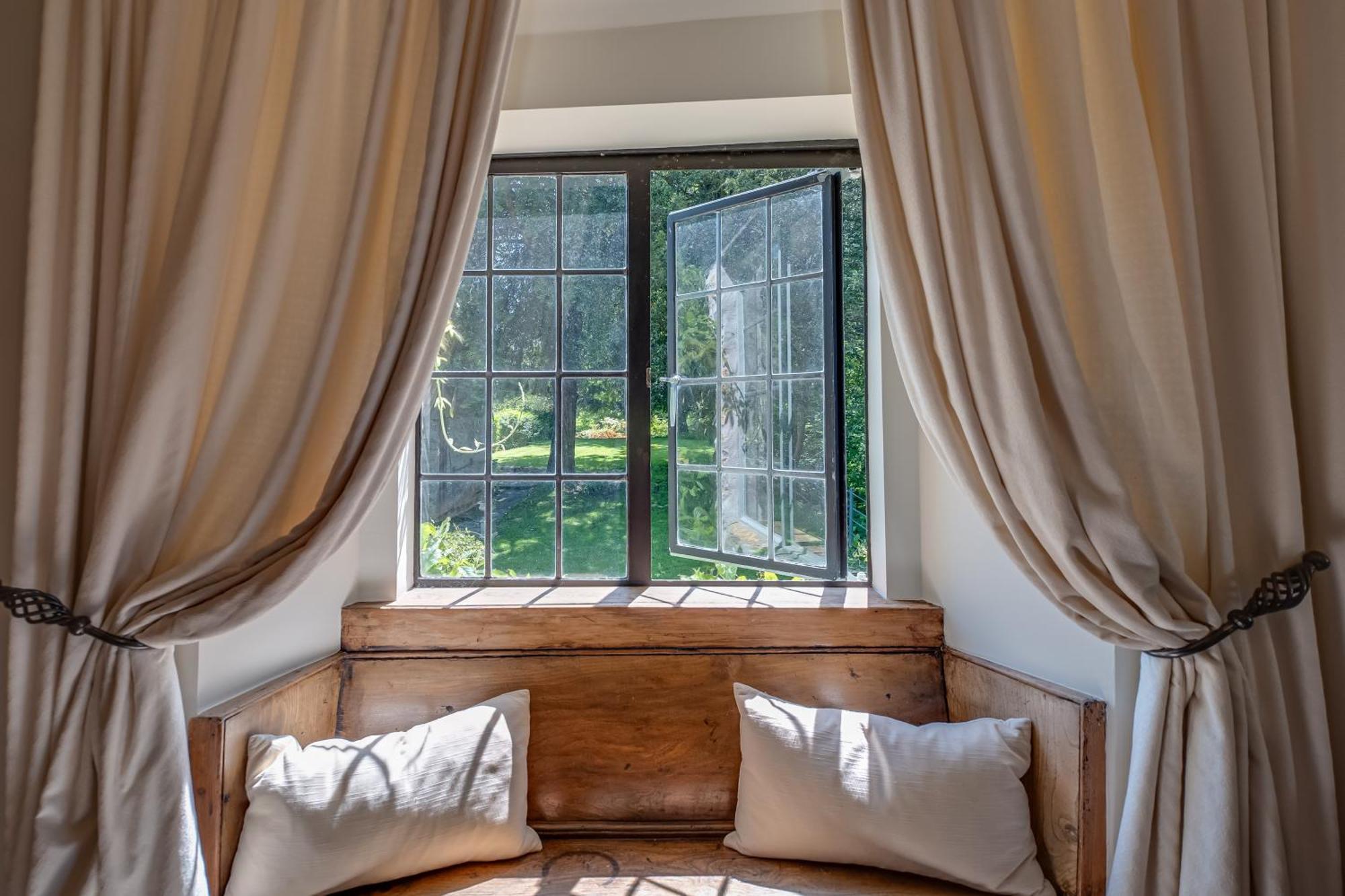 Hewletts Mill Guest House คาสเซิลคารี ภายนอก รูปภาพ